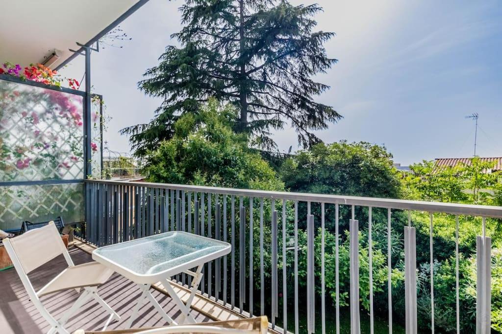 Luxury Apartment Front Of Cavalieri Hilton Hotel Rome Exterior photo