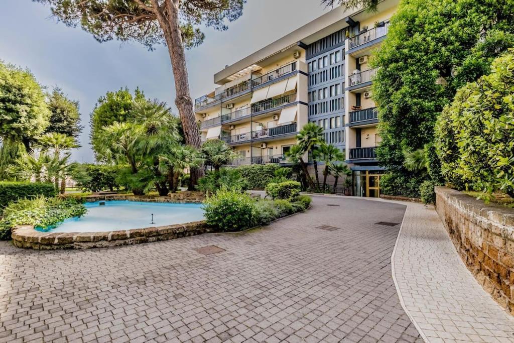 Luxury Apartment Front Of Cavalieri Hilton Hotel Rome Exterior photo